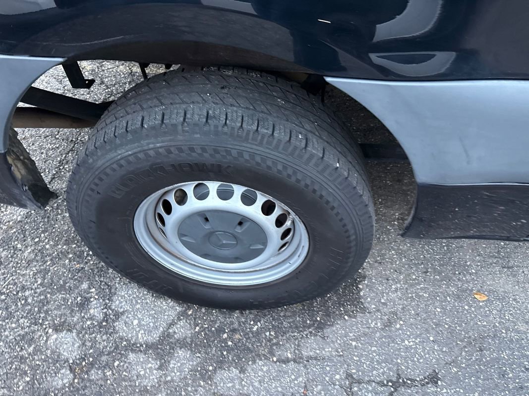 Used 2020 Mercedes-Benz Sprinter 2500 w/ Driver Convenience Package image 28