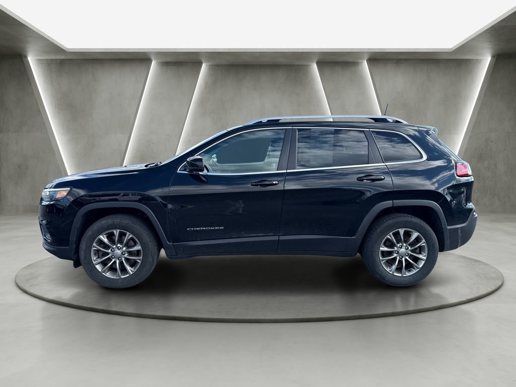 Used 2020 Jeep Cherokee Latitude Plus w/ Cold Weather Group AWD/4WD image 4