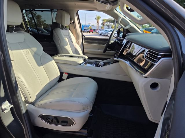 Used 2022 Jeep Wagoneer Series II w/ Convenience Group I AWD/4WD image 26