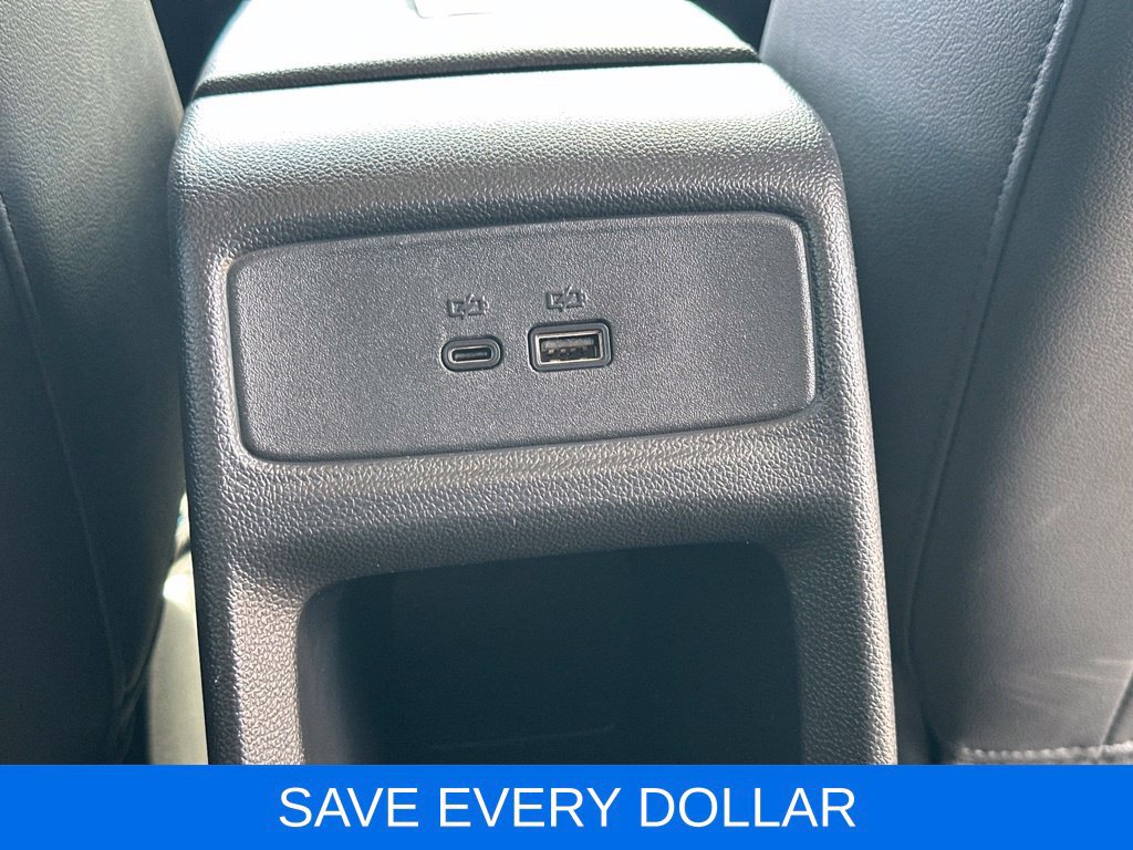 Used 2025 Chevrolet Trax LT w/ Driver Confidence Package FWD image 20