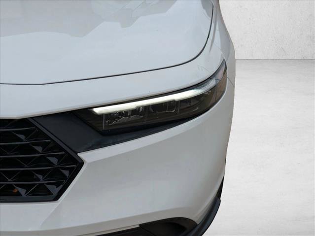 Used 2023 Honda Accord Sport image 9