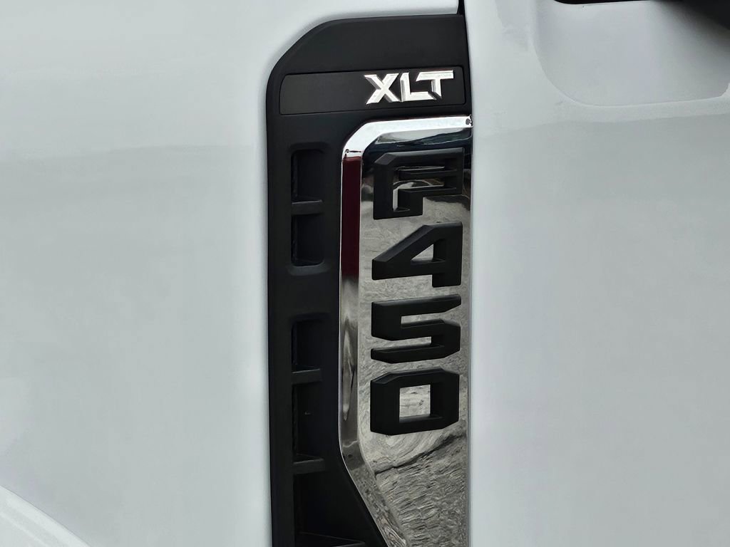 New 2026 Ford F450 XLT w/ 360-Degree Camera Package AWD/4WD image 29