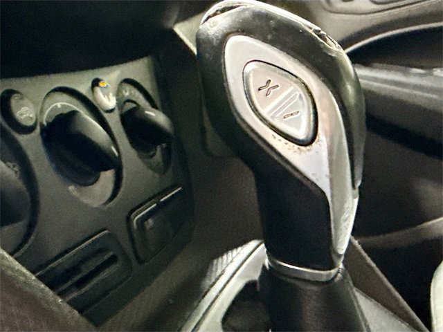 Used 2016 Ford Transit Connect XL image 15