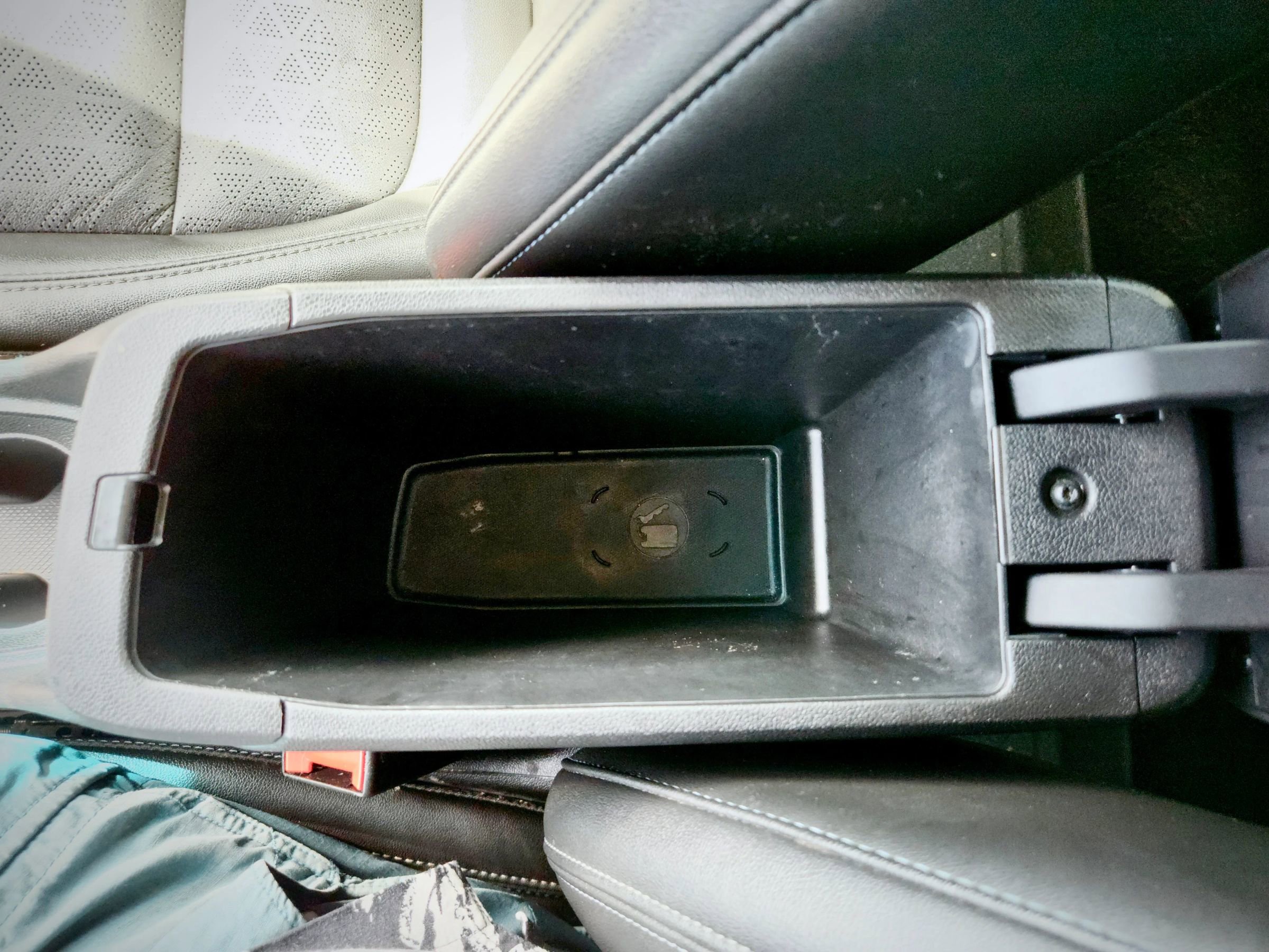 Used 2023 Chevrolet Bolt LT w/ Infotainment Package FWD image 48