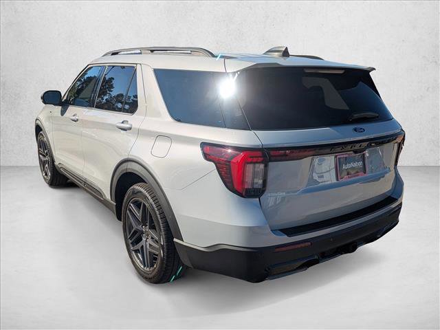 New 2026 Ford Explorer ST-Line w/ ST-Line Street Pack image 8