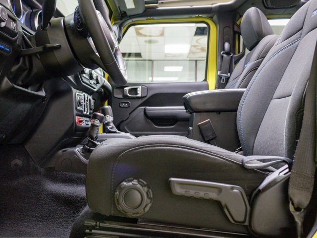 Certified 2023 Jeep Wrangler Unlimited Rubicon 4xe image 9