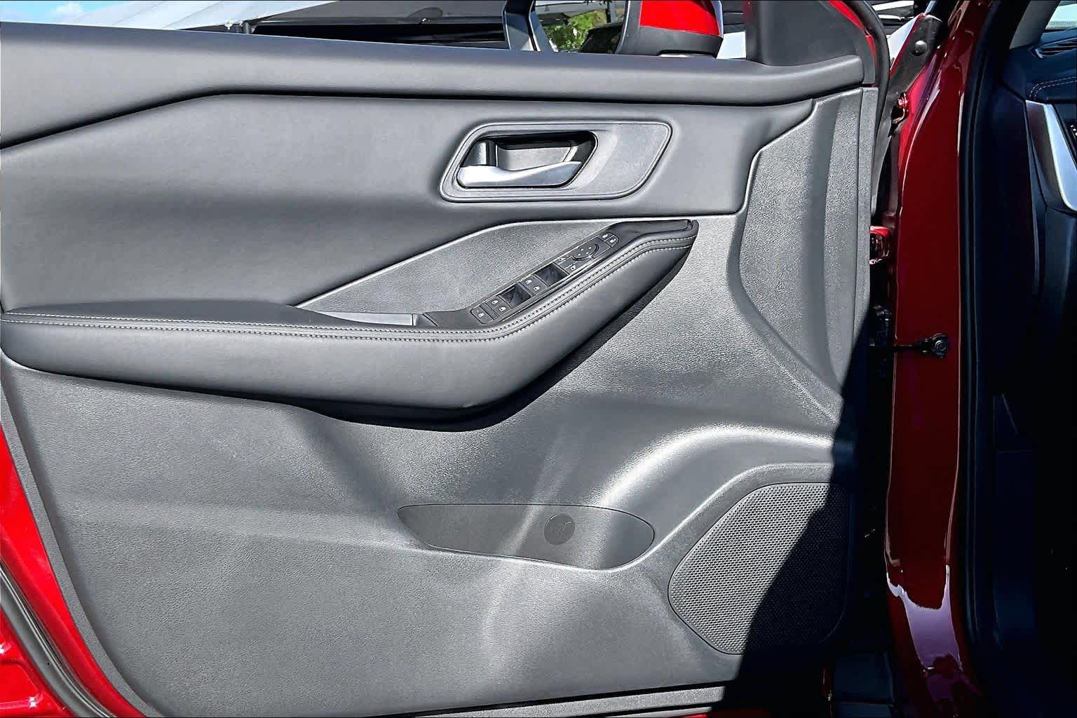 New 2026 Nissan Rogue SV image 10