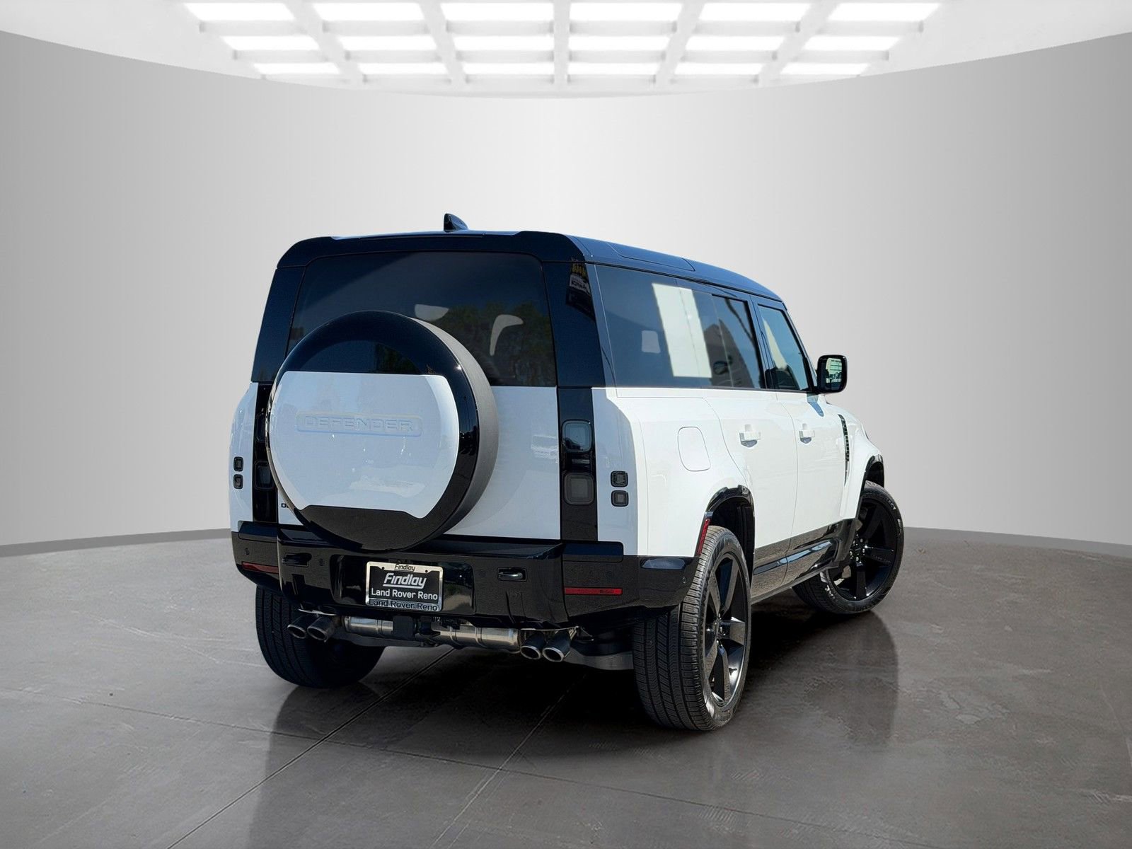 New 2026 Land Rover Defender 110 V8 AWD/4WD image 5