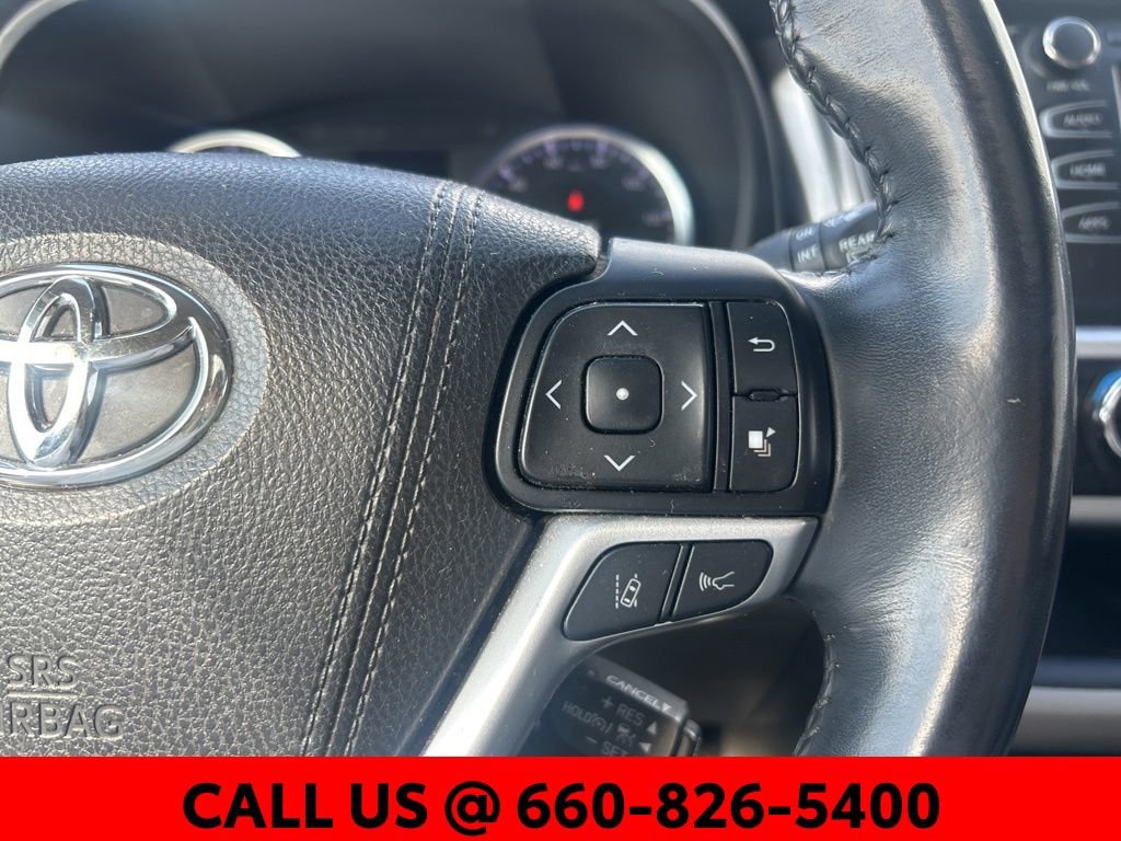 Used 2017 Toyota Highlander XLE image 21