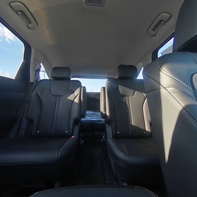 Certified 2024 Kia Sorento EX FWD image 17