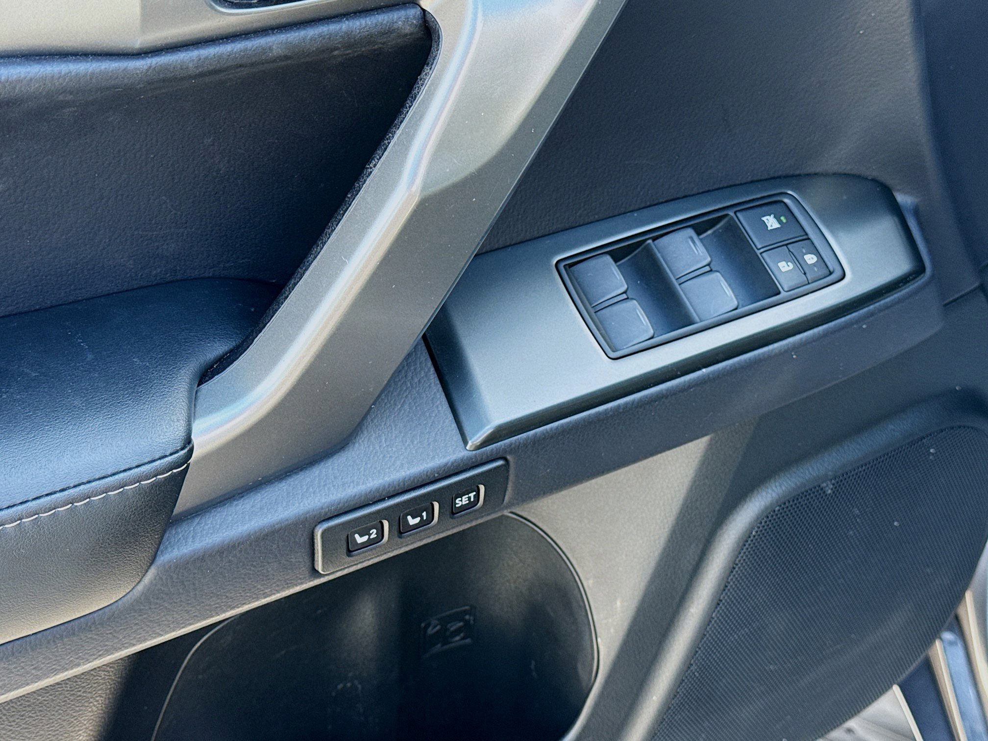 Used 2023 Lexus GX 460 Premium w/ Premium Package AWD/4WD image 22