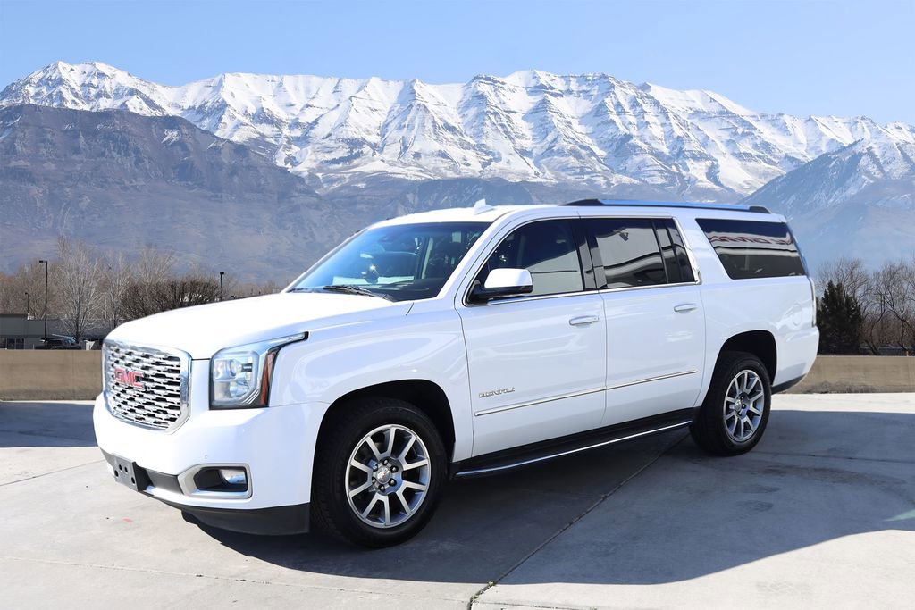 Used 2020 GMC Yukon XL Denali AWD/4WD image 2