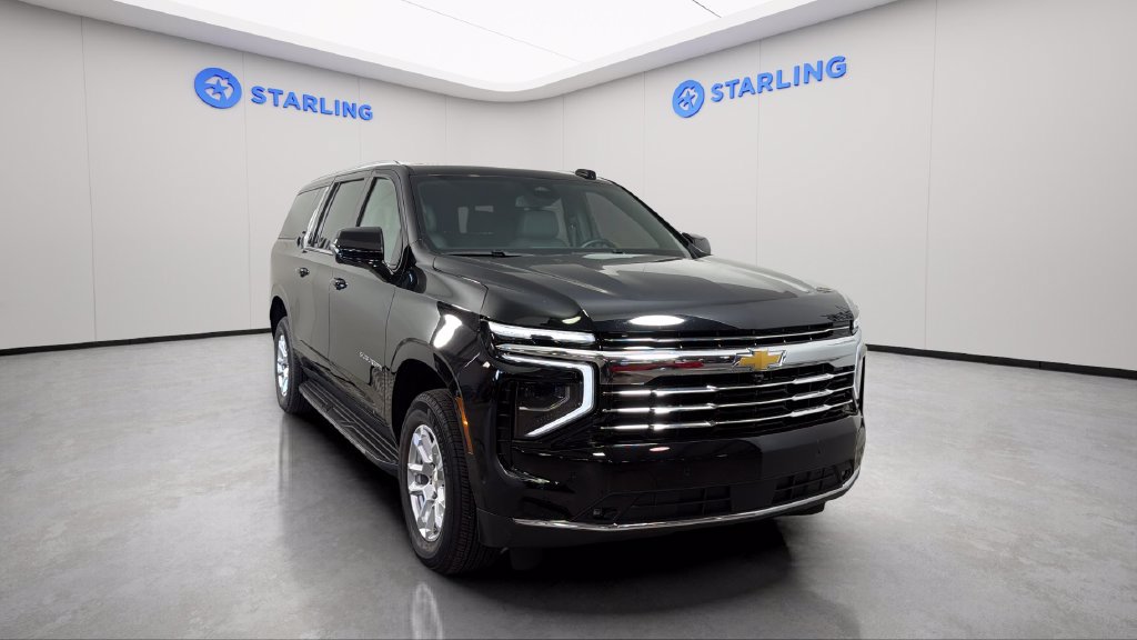 Used 2026 Chevrolet Suburban LT w/ Comfort Package AWD/4WD image 16