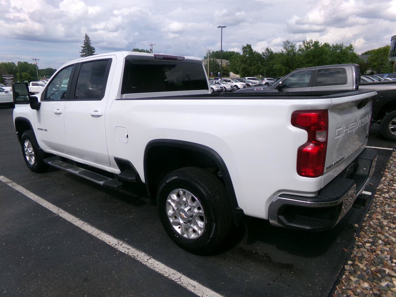 Used 2023 Chevrolet Silverado 2500 LT w/ Convenience Package AWD/4WD image 5