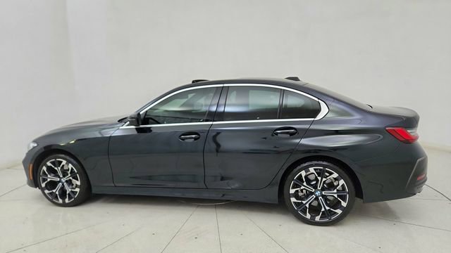 Used 2025 BMW 330i Sedan RWD image 4