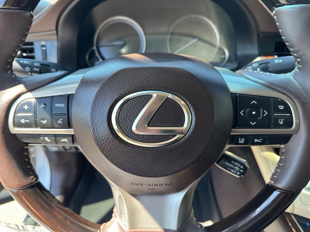 Used 2017 Lexus ES 350 w/ Luxury Package FWD image 25