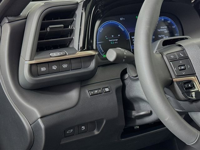 New 2026 Toyota Crown Signia image 19