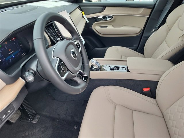 New 2026 Volvo XC90 T8 Plus image 11