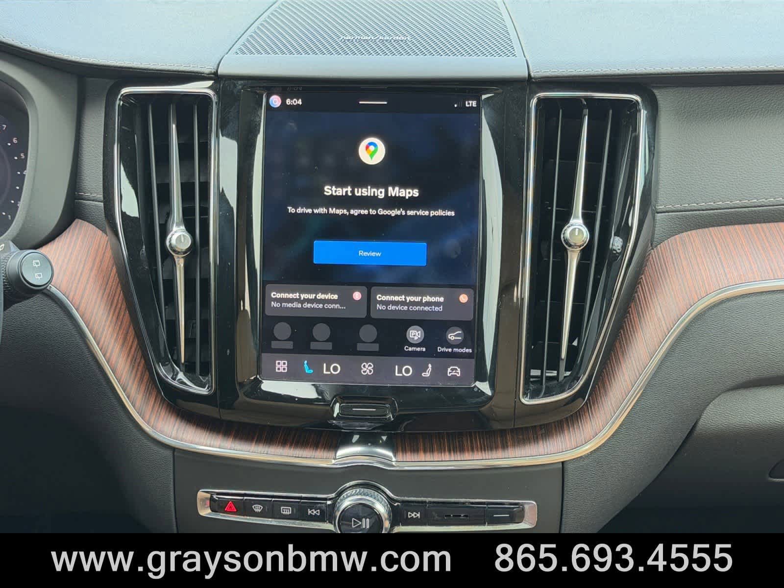 Used 2023 Volvo XC60 B5 Ultimate w/ Protection Package Premier FWD image 18