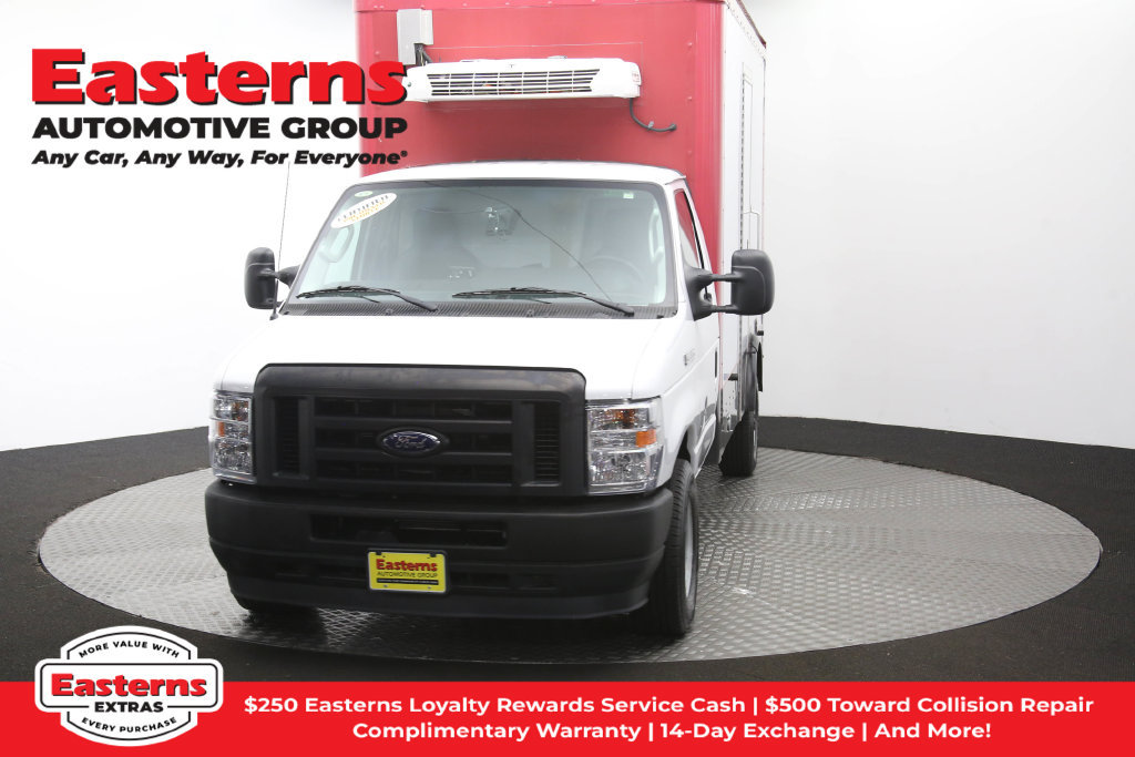 Used 2023 Ford E-350 and Econoline 350 Super Duty w/ Power Windows & Locks Group RWD image 53