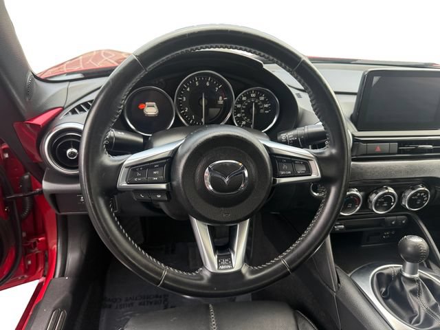 Used 2020 MAZDA MX-5 Miata RF Grand Touring RWD image 18