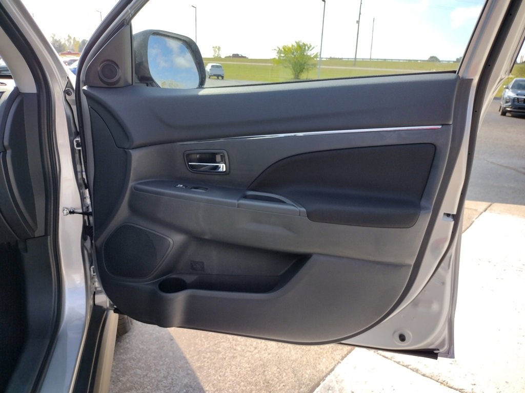 New 2025 Mitsubishi Outlander Sport ES image 28