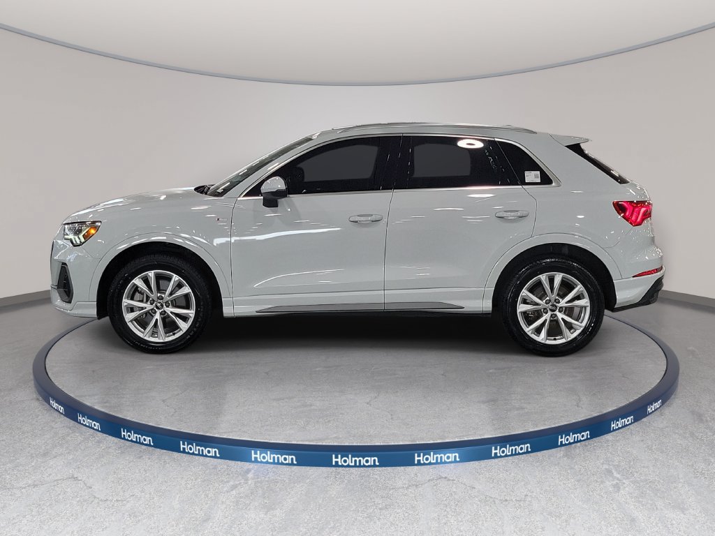 Used 2024 Audi Q3 2.0T Premium w/ Convenience Package AWD/4WD image 9