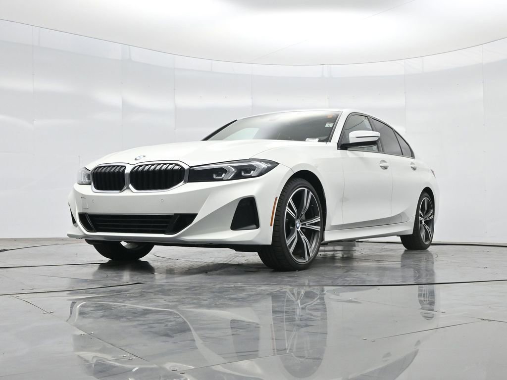 Used 2023 BMW 330i Sedan w/ Driving Assistance Package RWD image 43