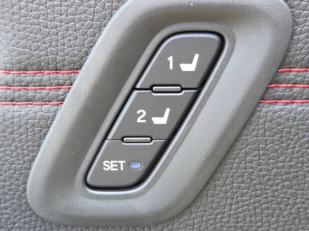 New 2026 Honda Pilot Black Edition image 10