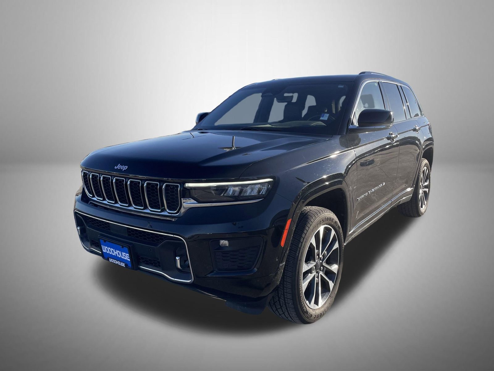 Used 2022 Jeep Grand Cherokee Overland image 1