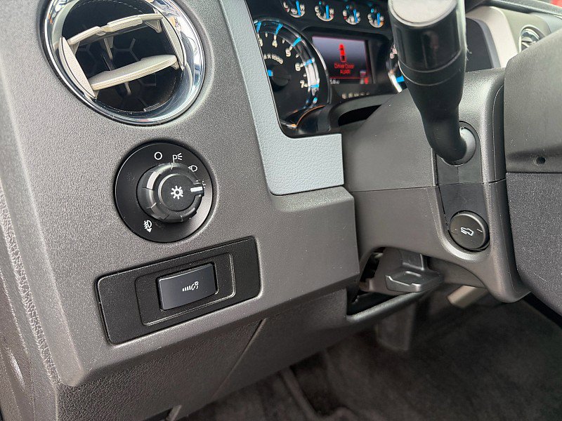 Used 2013 Ford F150 XLT w/ Luxury Equipment Group image 9