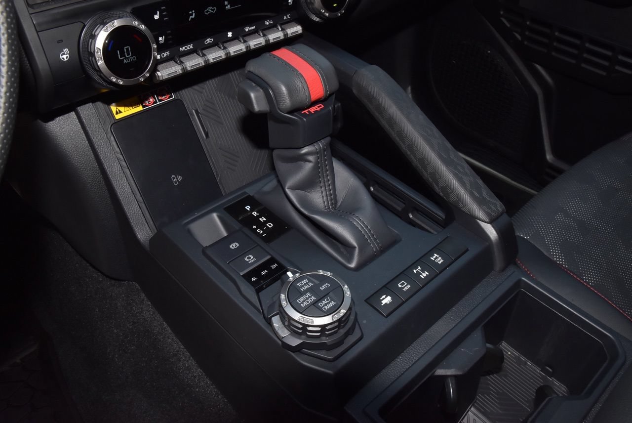Used 2025 Toyota Tacoma TRD Pro AWD/4WD image 30
