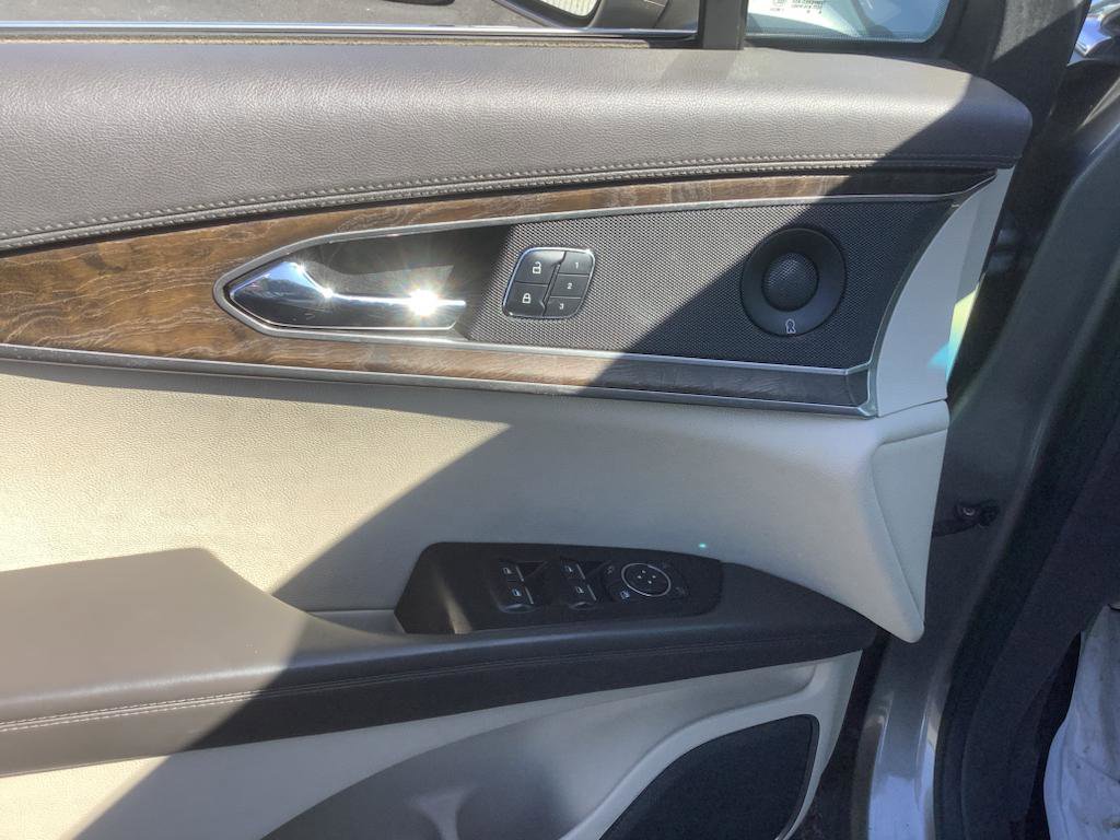 Used 2016 Lincoln MKX Reserve image 12