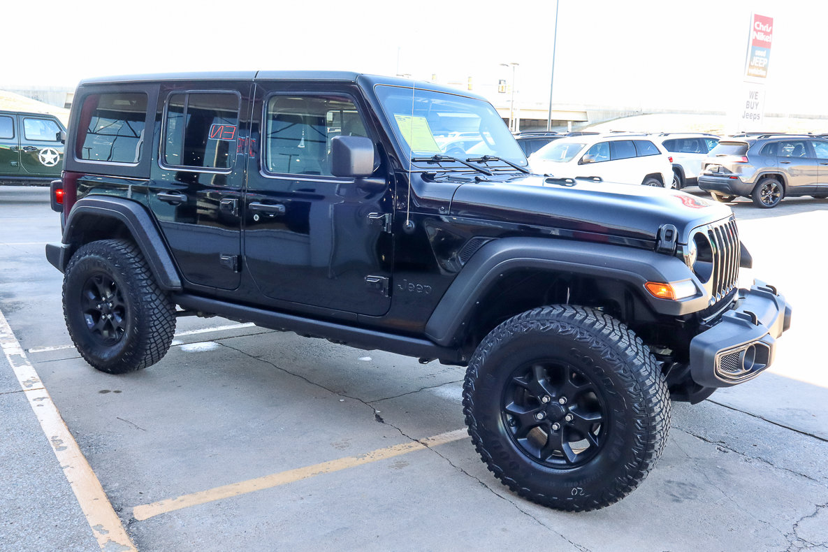 Used 2021 Jeep Wrangler Unlimited Sport AWD/4WD image 4