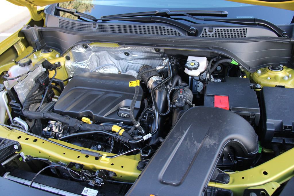 Used 2025 Chevrolet Trax RS image 38