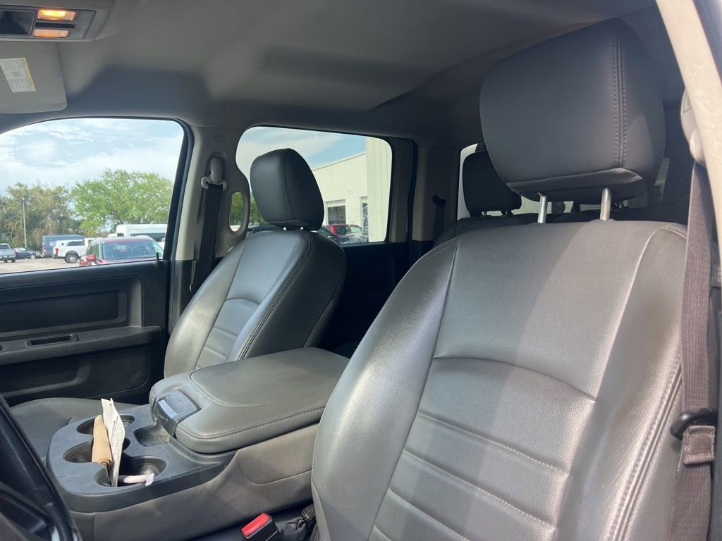 Used 2016 RAM 2500 Tradesman w/ Chrome Appearance Group image 10