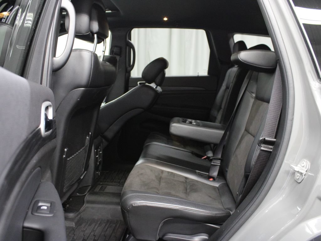 Used 2021 Jeep Grand Cherokee Altitude AWD/4WD image 16