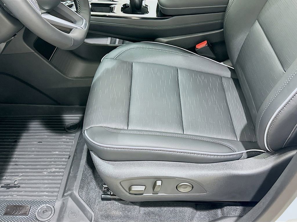 New 2026 Buick Enclave Sport Touring w/ Power Package FWD image 20