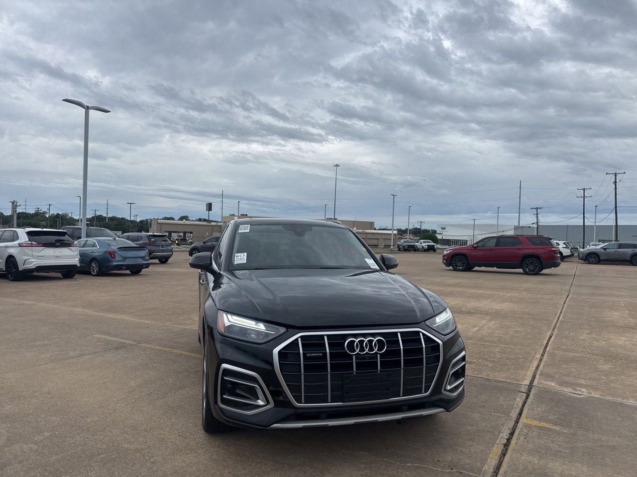 Used 2021 Audi Q5 2.0T Premium Plus w/ Premium Plus Package AWD/4WD image 3