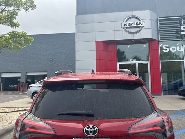 Used 2017 Toyota RAV4 XLE image 6