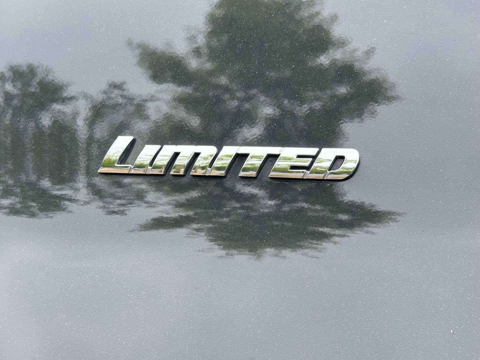 Used 2024 Toyota 4Runner Limited image 10