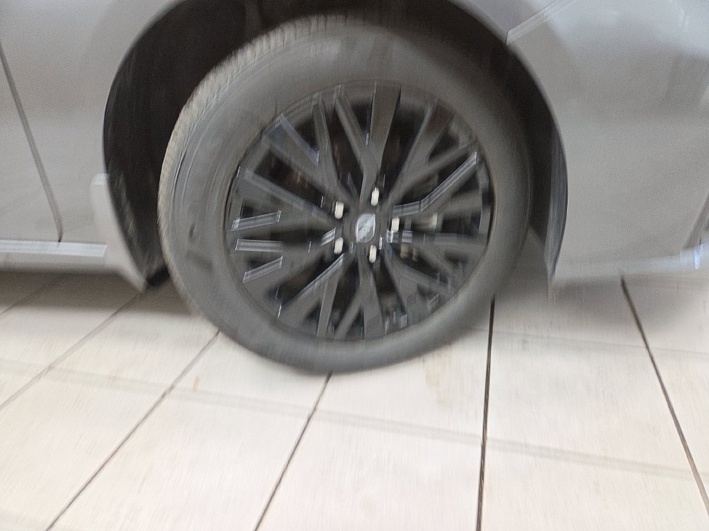 Used 2025 Nissan Altima 2.5 SV w/ SV Special Edition Package AWD/4WD image 8