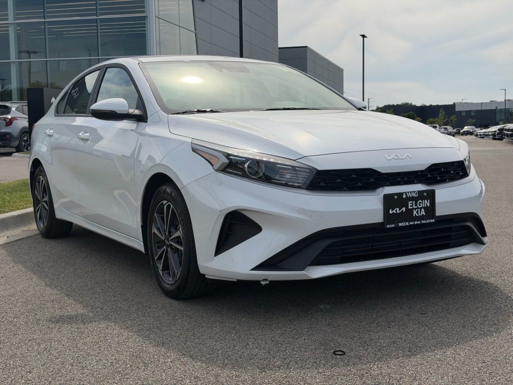 Used 2024 Kia Forte LXS w/ LXS Technology Package FWD image 1
