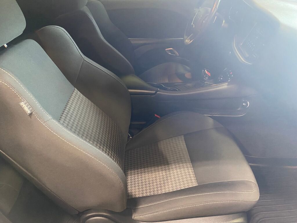 Used 2019 Dodge Challenger R/T image 23