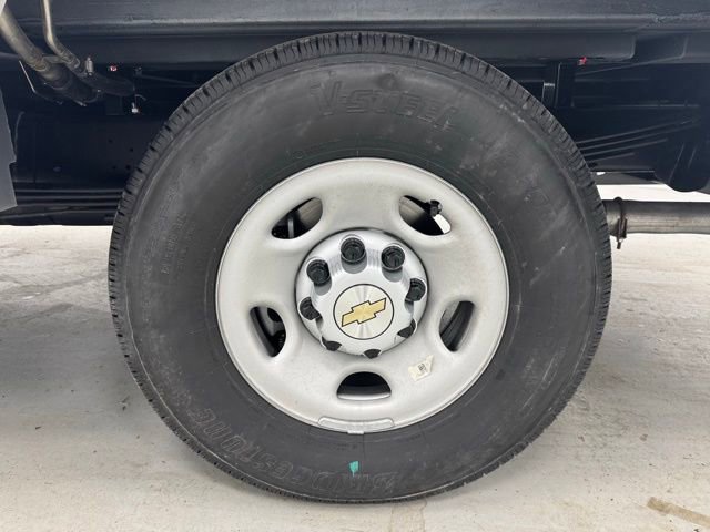 New 2026 Chevrolet Express 3500 Work Van w/ Power Convenience Package image 40