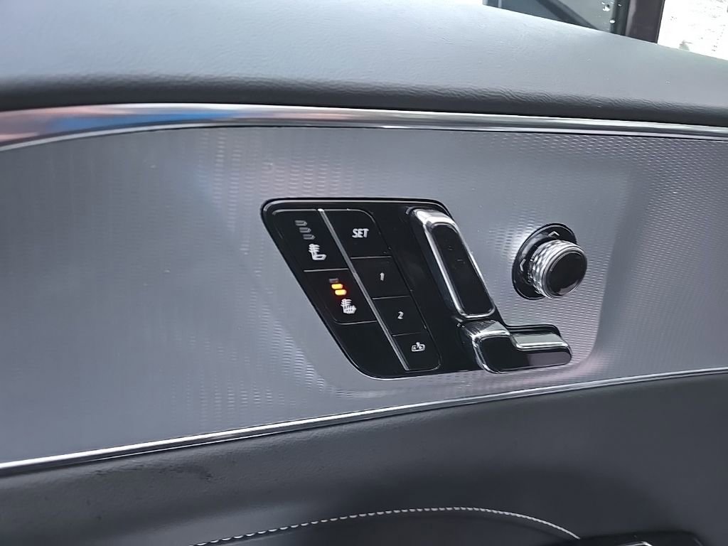 Certified 2024 Cadillac Lyriq Tech w/ Driver Assist Package AWD/4WD image 11