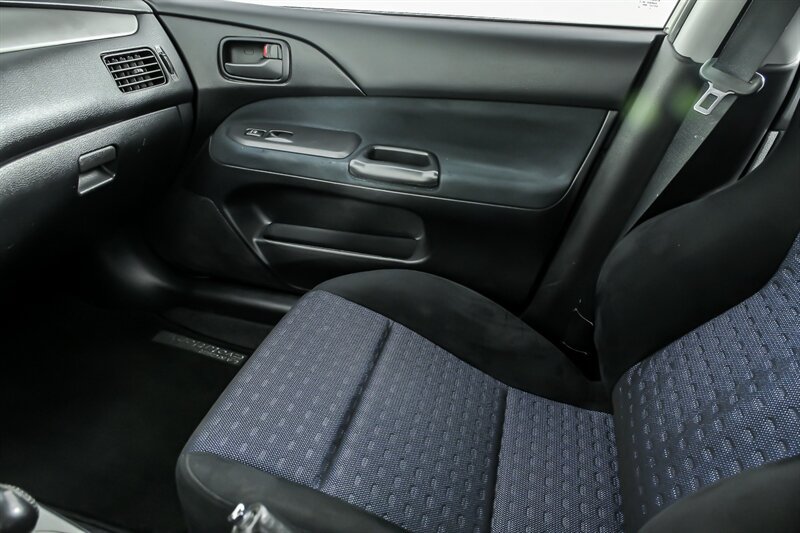 Used 2003 Mitsubishi Lancer Evolution AWD/4WD image 30