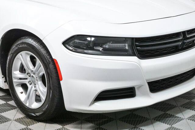 Used 2021 Dodge Charger SXT w/ Leather Interior Group RWD image 36