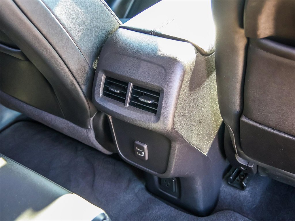 Certified 2023 GMC Terrain SLT image 24