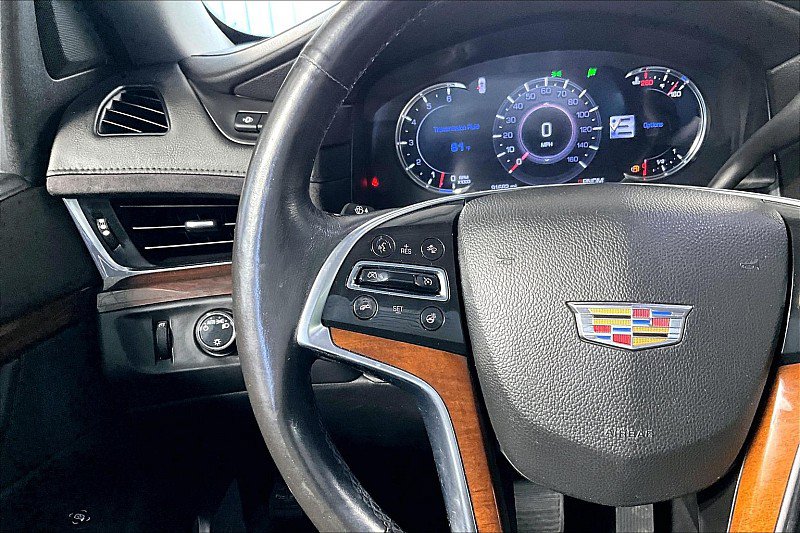 Used 2016 Cadillac Escalade Luxury AWD/4WD image 16